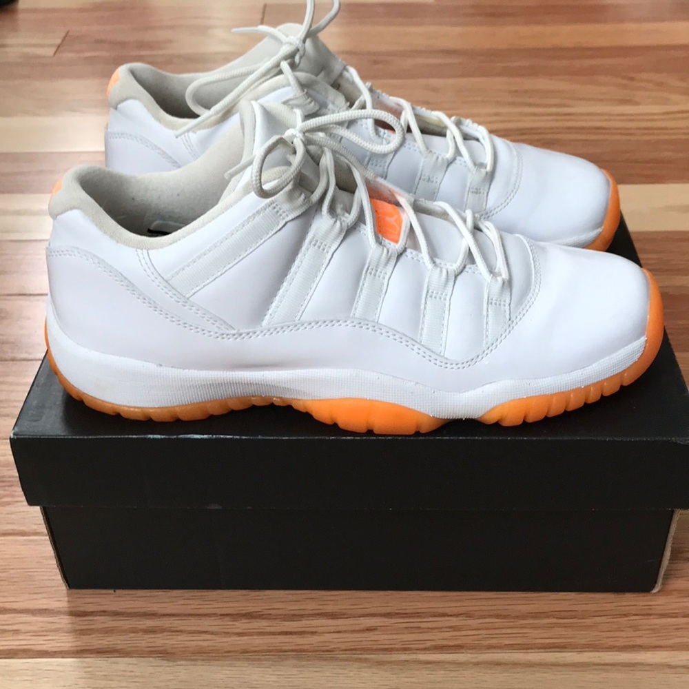 Air Jordan 11 Retro Low - Citrus